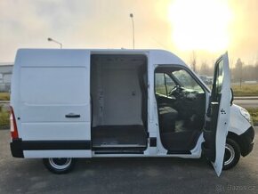 RENAULT MASTER 2.3 DCi L1H2 KLIMA 3-MÍSTA WEBASTO 1.MAJ. SER