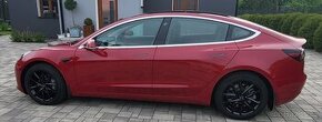 Kola Borbet Tesla Model 3 zimní pneu Goodyear