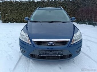 FORD FOCUS 1.6 BENZÍN