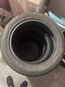 Prodám 4 ks zimní pneu Nokian 215/55 R17