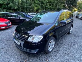 Volkswagen Touran 1.6i 75kW klima tempomat 229tkm 2009