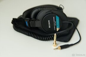 Studiová sluchátka Sony MDR-7506