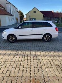 Škoda Fabia II 2009 / 99 000km - 1