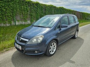 OPEL ZAFIRA 1.8i + LPG. 7 míst.