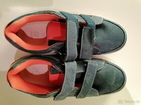 Nové chlapecké boty od Bati vel. 38