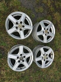 15 5x114.3 er40 alu kola Mazda 3 kia atd