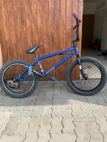 Prodám bmx FLYBIKES ELECTRON LHD FLAT METALLIC BLUE - 1