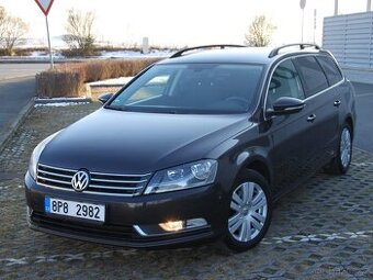 PASSAT B7, 1.4TSI-90kw,6st.m,TRENDLINE,PDC+Samopark,Výhřev