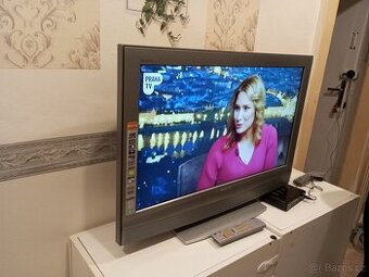 Televize LCD,Zn.SONY Bravia 80cm.Dalkovy ovladač