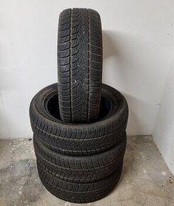 Zimní pneu 235/55 R18, DOT2923