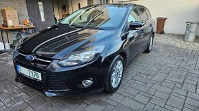 Ford Focus 2013 92 kW klima tempomat senzory 143tkm serviska