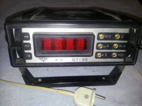 Koupim voltmeter USSR