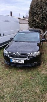 Skoda Rapid 1.0 70kw 2017 čr