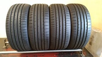 Toyo 215/45 R18 8mm DEMO