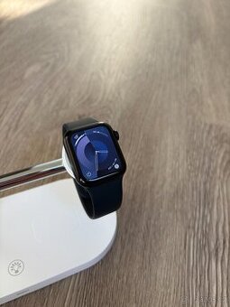 Apple Watch SE 2022 40mm Temně inkoustové