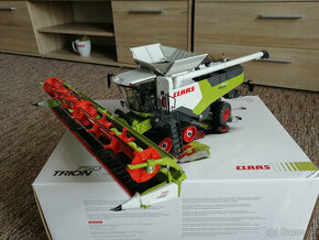 Model kombajnu Claas TRION 750 1:32 - 1