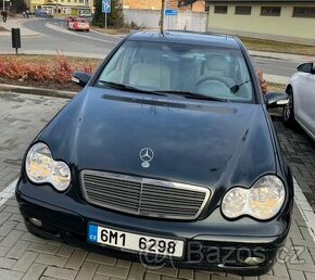 Mercedes-Benz W203