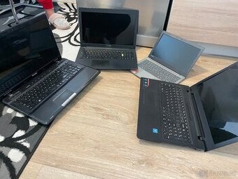 4x Notebook na náhradní díly