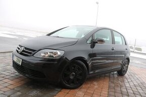 >> Volkswagen Golf 5 plus 1. majitel, servis