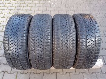 215/55/18 zimní pneu pirelli