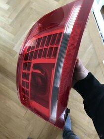 Zadní led světlo vw passat b7