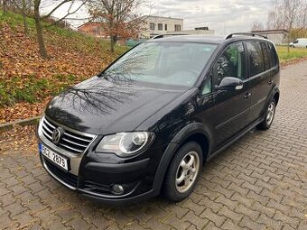 VW Touran Cross 1.9 TDI - díly z vozu