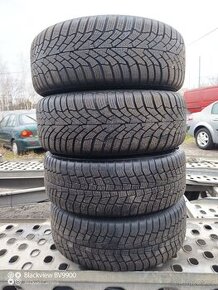 Zimní pneu 205/55 R16 KUMHO na disku VW 5x112.