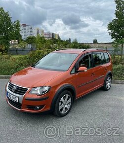 VW Touran CROSS /1,4i Tsi/ xenon/ 179000km/ 6ti kvalt/ - 1