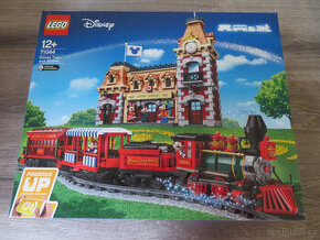 LEGO 71044 Disney Train and Station