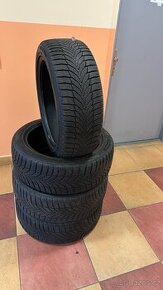 Zimní pneu 235/45 r19