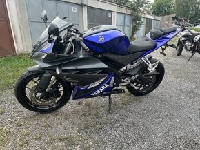 Yamaha yzf r125