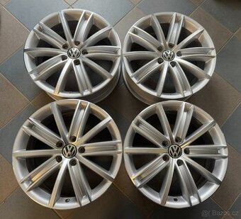 originální alu kola Volkswagen 18", rozteč šroubů 5x112