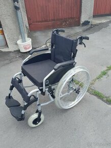 INVALIDNÍ VOZÍK-49 cm-ZADNÍ BRZDY-ZASÍLÁM PO ČR