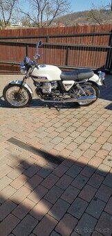 Moto Guzzi V7 Classic