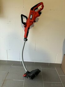 Strunová sekačka Black-Decker GL7033