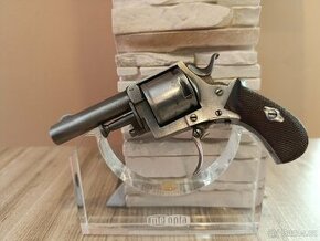 HISTORICKÝ REVOLVER "THE BRITISH BULLDOG" CAL .320CF  TOP