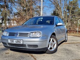 Prodám VW Golf IV - stříbrná střela