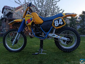 SUZUKI 250 RM 1984