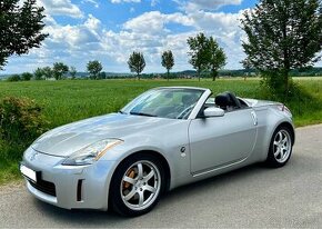 Nissan 350z roadster - 1