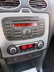 Rádio a digipanel z ford focus II - 1