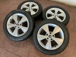 Originalní ALU kola Škoda 5x112 r16 zimní pneu 7mm