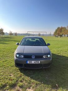 VW Golf 4