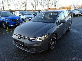 Volkswagen Golf VIII, 1,5 TSI, GARANCE KM