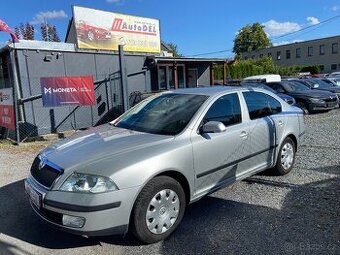 Škoda Octavia 1.9 TDi Senzory,Tažné,8xDisky