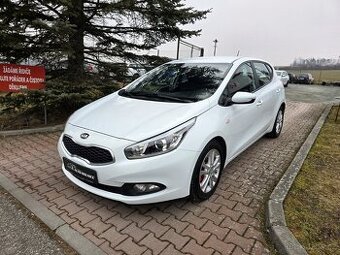 Kia Ceed 1.4 CRDi 66 KW - 2014- 5 dveří - KLIMA-spotřeba 4.4