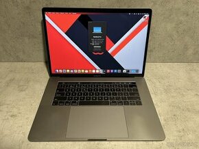 CTO MacBook Pro 15" 2017 i7 / 16GB / 500GB / Pro 560 - 1