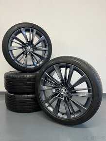 ☀️ Letní Alu kola Acamar, Škoda Superb 3, 5x112 r19