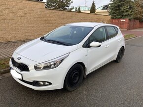 KIA Ceed 1.4 benzín, 2014, 82 000 km, 1. maj.