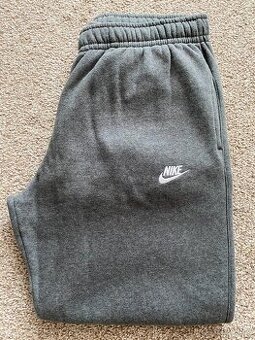 Nové pánské bavlněné tepláky NIKE - L