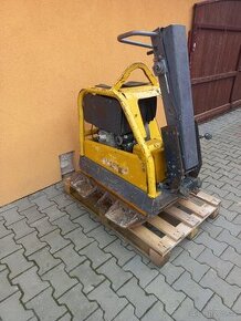 Vibrační deska Husqvarna, Dynapac LG500.